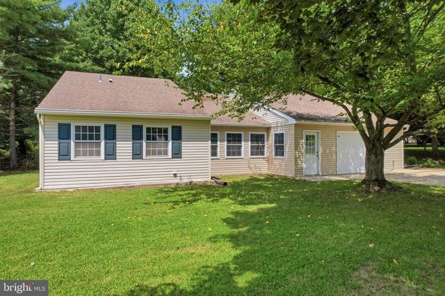 300 NEW RD, Southampton, PA 18966