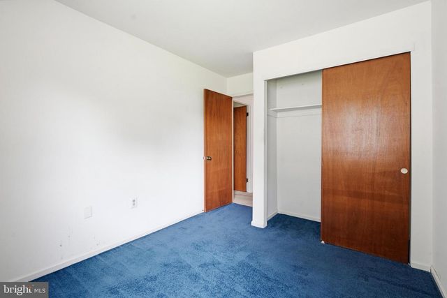 300 NEW RD, Southampton, PA 18966