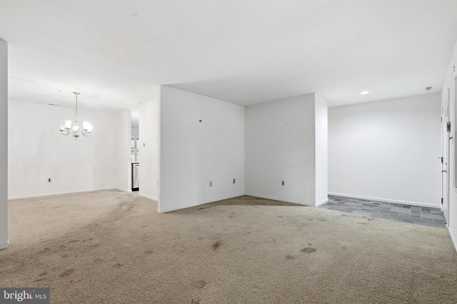 300 NEW RD, Southampton, PA 18966