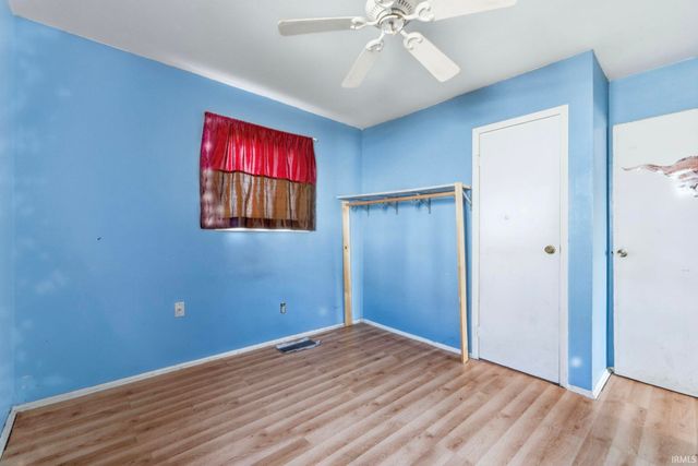 1842 Kinsmoor Avenue, Fort Wayne, IN 46809