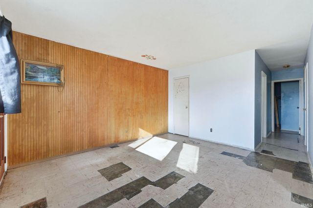 1842 Kinsmoor Avenue, Fort Wayne, IN 46809