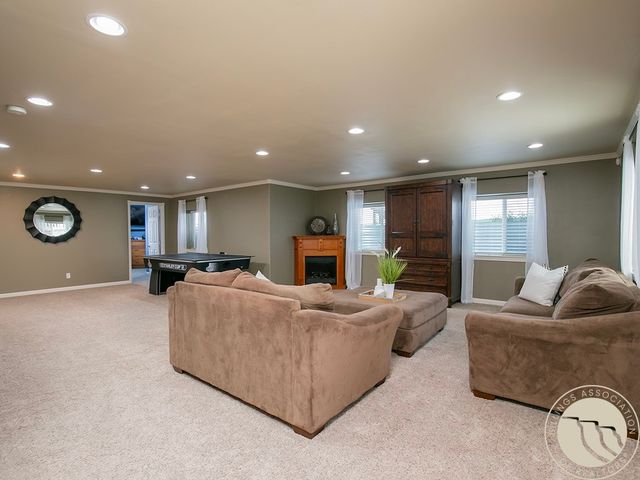 2545 Lake Heights Drive, Billings, MT 59105