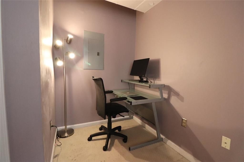 Image 21 of property listing at 32 PEACHTREE NW Street 1601, Atlanta, GA 30303