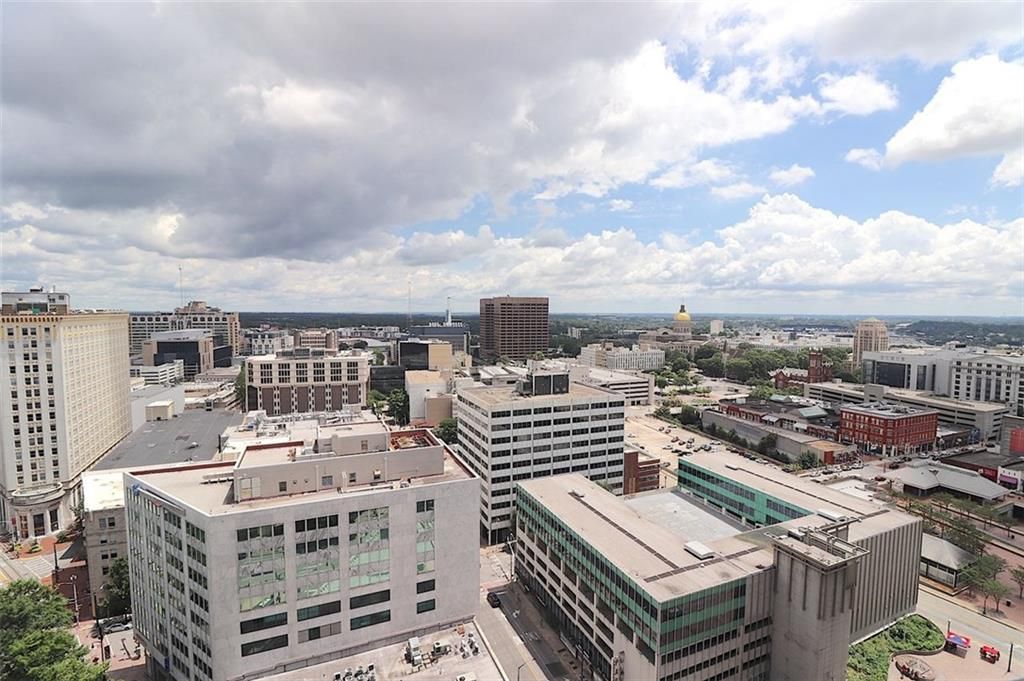 Image 42 of property listing at 32 PEACHTREE NW Street 1601, Atlanta, GA 30303