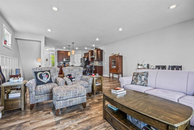 936 S Lake Street, Whitehall, MI 49461