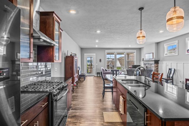 936 S Lake Street, Whitehall, MI 49461