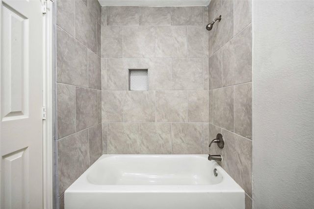 7150 Mobud Drive, Houston, TX 77074