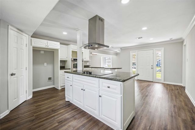 7150 Mobud Drive, Houston, TX 77074