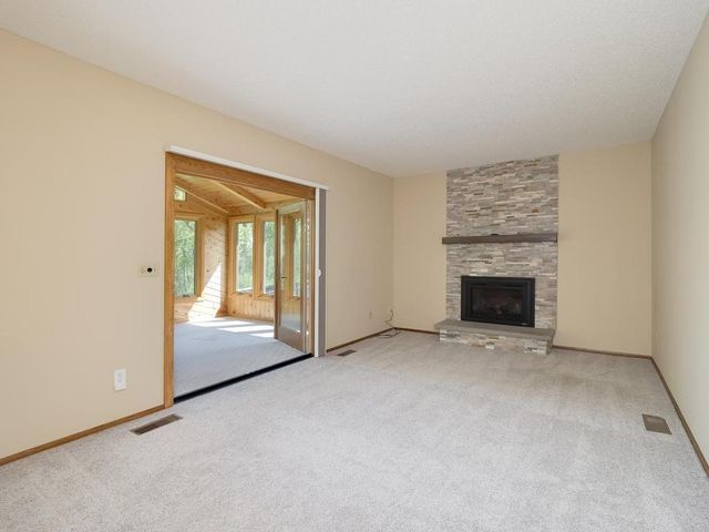1404 Muir Lane, Burnsville, MN 55337