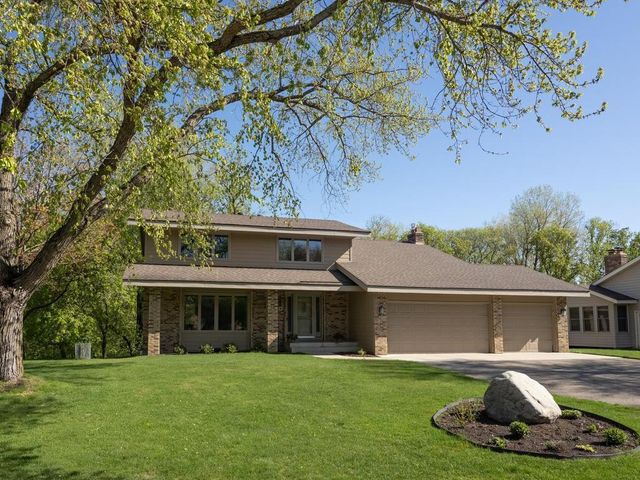 1404 Muir Lane, Burnsville, MN 55337