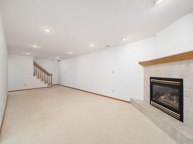 1404 Muir Lane, Burnsville, MN 55337