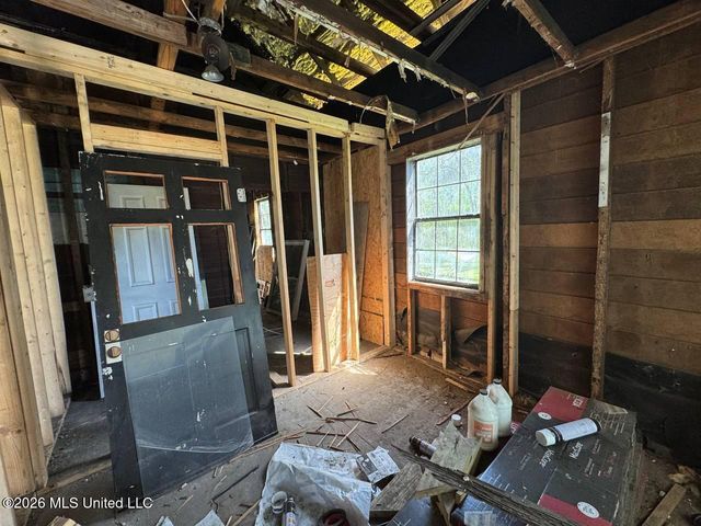 1904 10th Avenue, Meridian, MS 39301