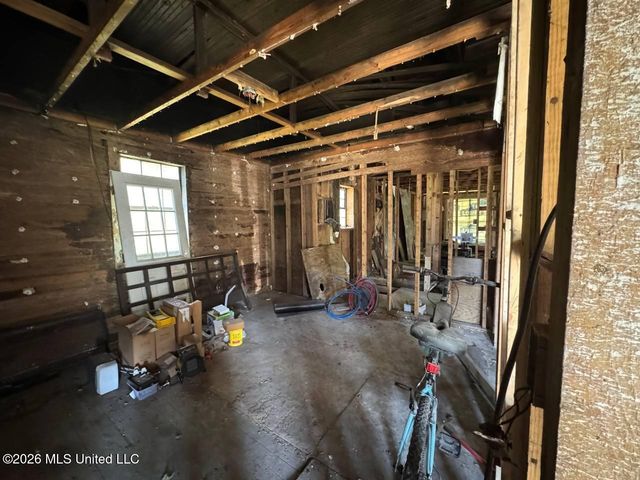 1904 10th Avenue, Meridian, MS 39301