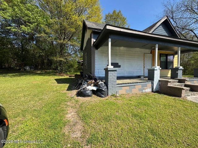 1904 10th Avenue, Meridian, MS 39301