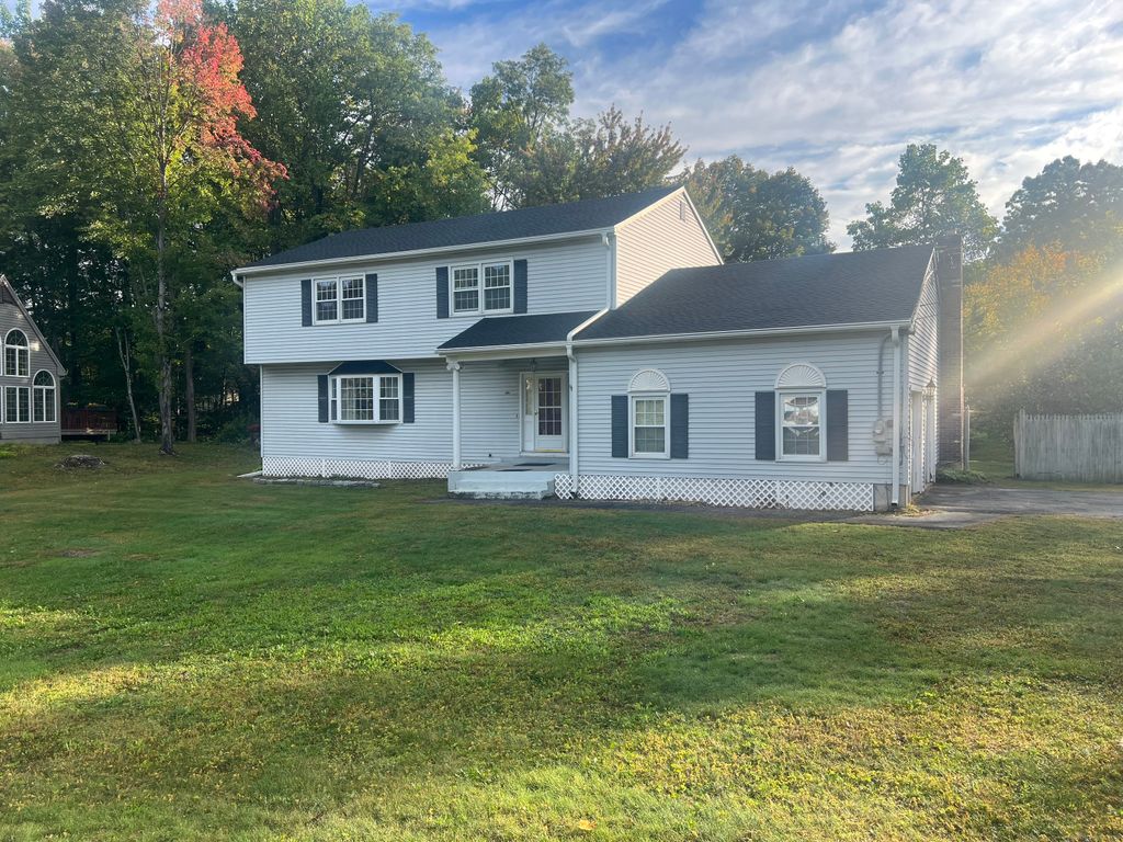 6 El Toro Drive, Bristol, CT 06010
