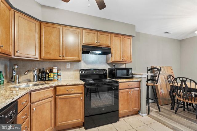 12 CHELSEA CT, Sewell, NJ 08080