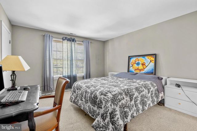 12 CHELSEA CT, Sewell, NJ 08080