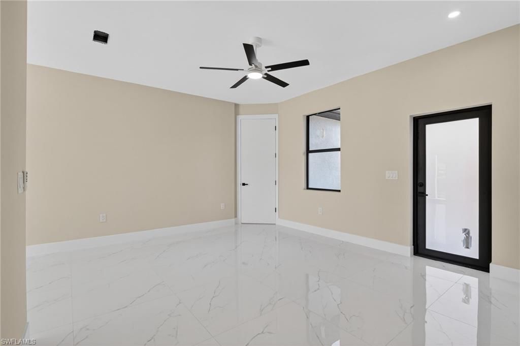 3207 40th ST W, LEHIGH ACRES, FL 33971 — photo 3