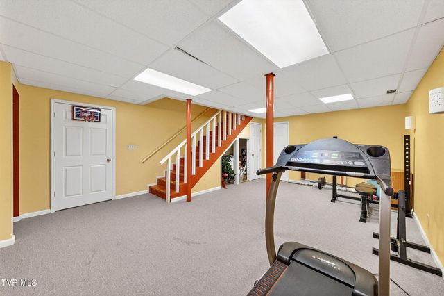 1014 Whittling Wood Drive, Johnson City, TN 37601