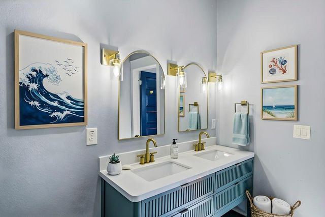 2714 Avenue K, Galveston, TX 77550