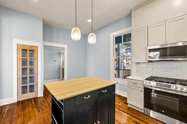 2714 Avenue K, Galveston, TX 77550