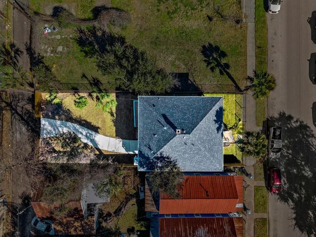 2714 Avenue K, Galveston, TX 77550