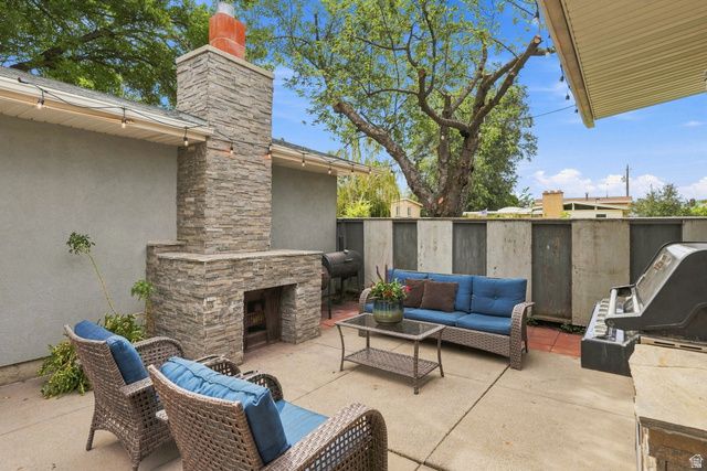 1249 E GREENFIELD CIR, Murray, UT 84121