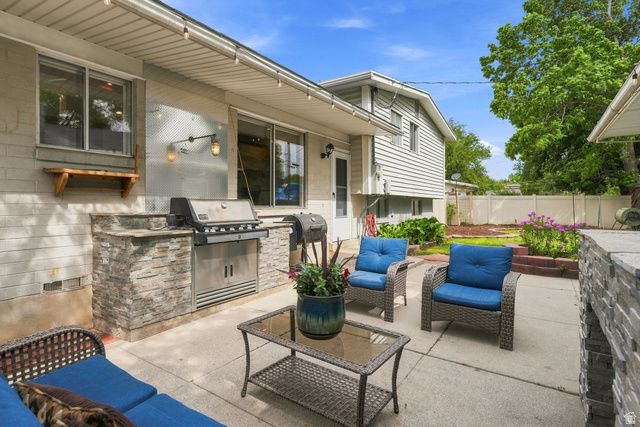 1249 E GREENFIELD CIR, Murray, UT 84121