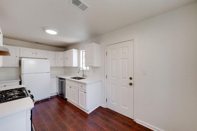 5511 Georgia Dr, North Highlands, CA 95660