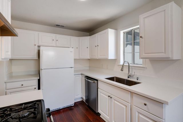 5511 Georgia Dr, North Highlands, CA 95660