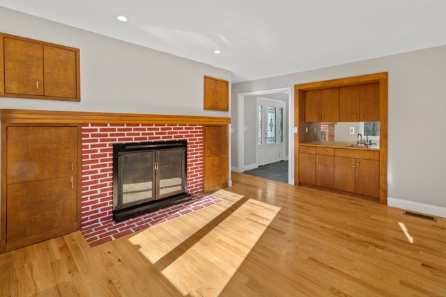 186 Haley Road, Groton, CT 06355