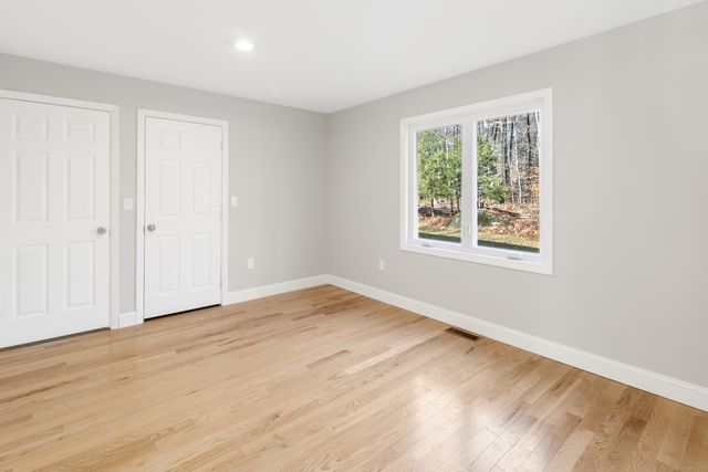 186 Haley Road, Groton, CT 06355