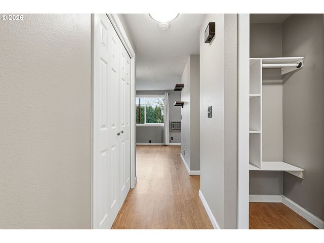 605 Se 121ST Ave 5, Vancouver, WA 98683