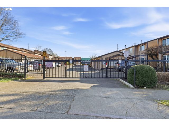 605 Se 121ST Ave 5, Vancouver, WA 98683