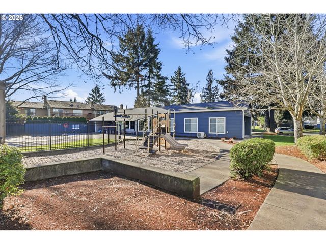 605 Se 121ST Ave 5, Vancouver, WA 98683
