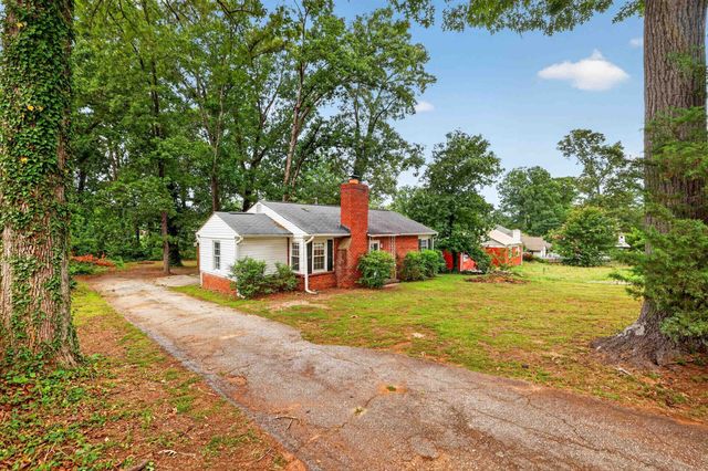 7 Brookforest Drive, Greenville, SC 29605