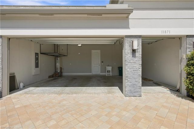 11871 Gardenia AVE, Naples, FL 34120