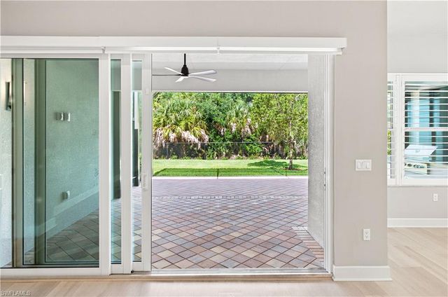 11871 Gardenia AVE, Naples, FL 34120