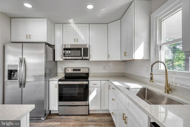 421 FAIRWAY DRIVE, Mechanicsburg, PA 17055