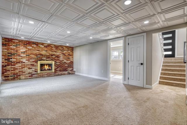 421 FAIRWAY DRIVE, Mechanicsburg, PA 17055