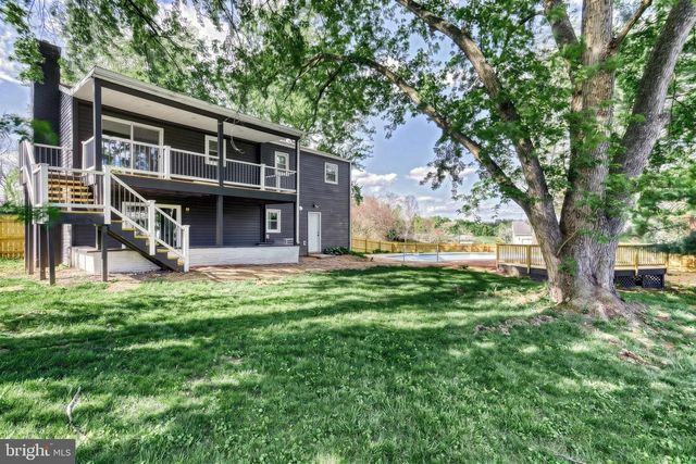 421 FAIRWAY DRIVE, Mechanicsburg, PA 17055