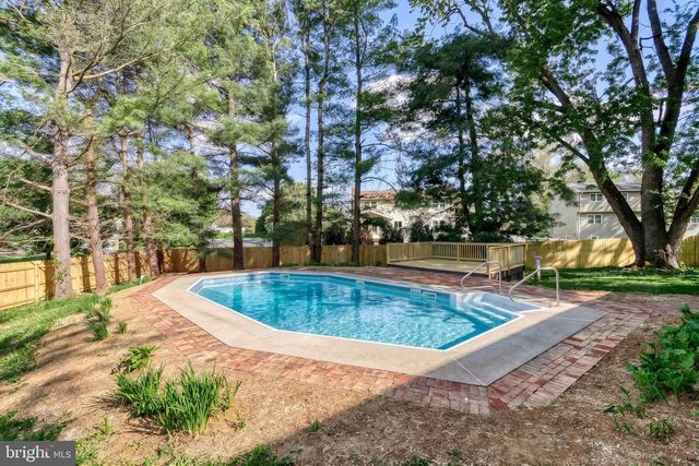 421 FAIRWAY DRIVE, Mechanicsburg, PA 17055
