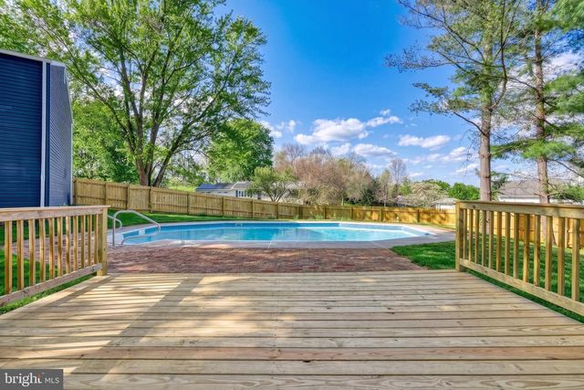 421 FAIRWAY DRIVE, Mechanicsburg, PA 17055