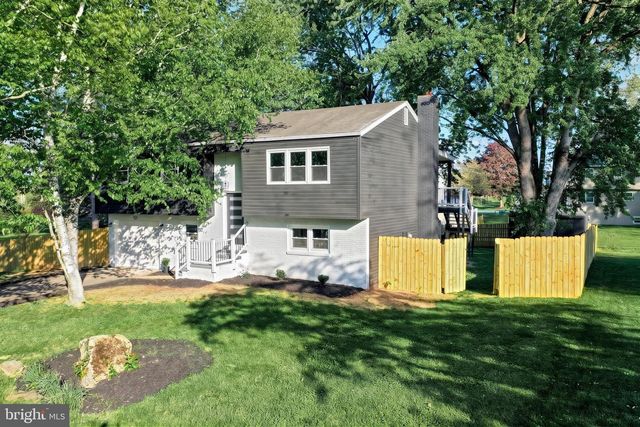 421 FAIRWAY DRIVE, Mechanicsburg, PA 17055