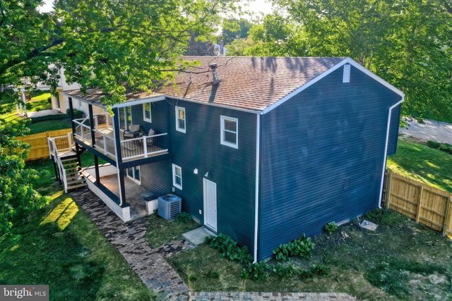 421 FAIRWAY DRIVE, Mechanicsburg, PA 17055