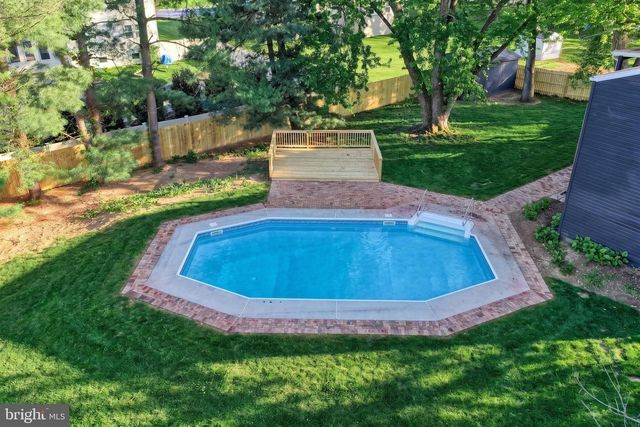 421 FAIRWAY DRIVE, Mechanicsburg, PA 17055