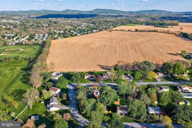 421 FAIRWAY DRIVE, Mechanicsburg, PA 17055