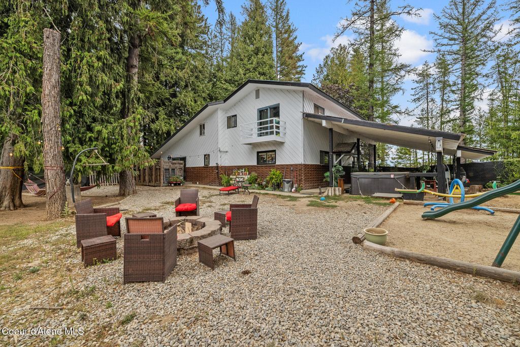 405 Schweitzer Cutoff RD, Sandpoint, ID 83864 photo 3