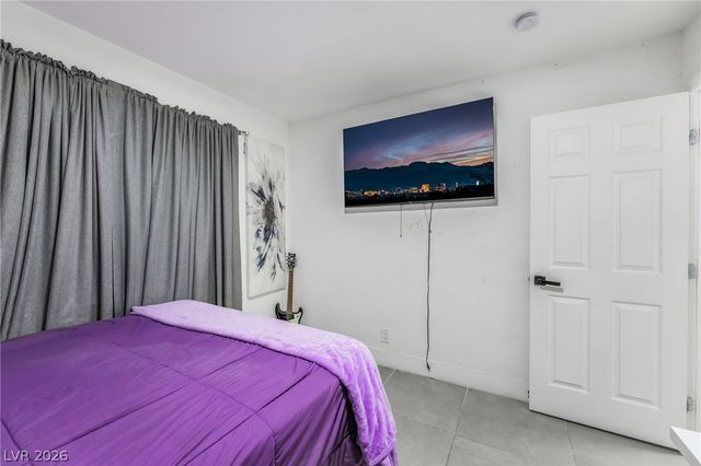 6320 Bristol Way, Las Vegas, NV 89107