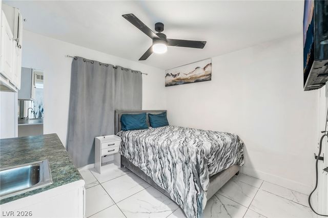 6320 Bristol Way, Las Vegas, NV 89107